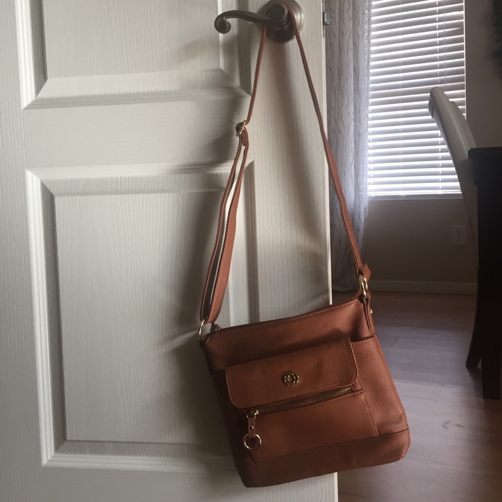 Brand new super cute brown purse!